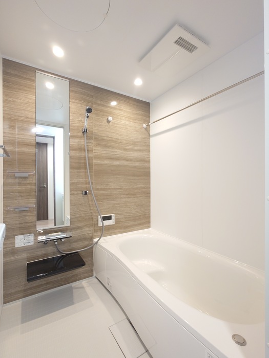 バス・シャワールーム　浴室暖房換気乾燥機付