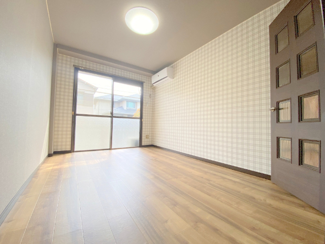 居室・リビング　リフォーム中の為同物件別室