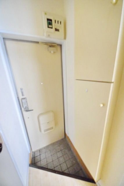 玄関　シューズボックス付玄関