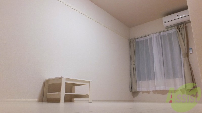 居室・リビング　居室は７．５畳