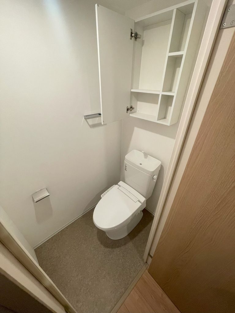 トイレ　トイレ