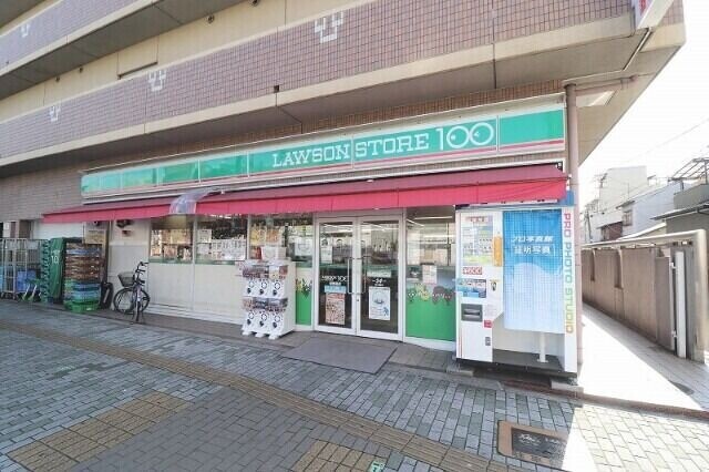 コンビニ　ローソンストア100俊徳道店（コンビニ）まで152m