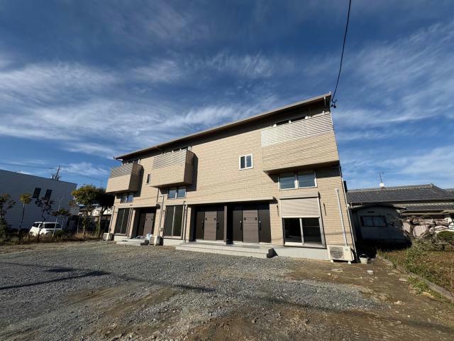 建物外観　建築中