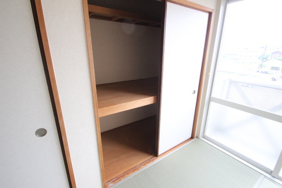 収納　※別部屋の写真です