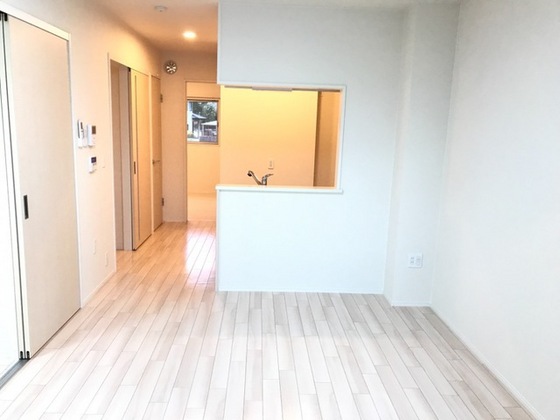 居室・リビング　※別部屋の写真です