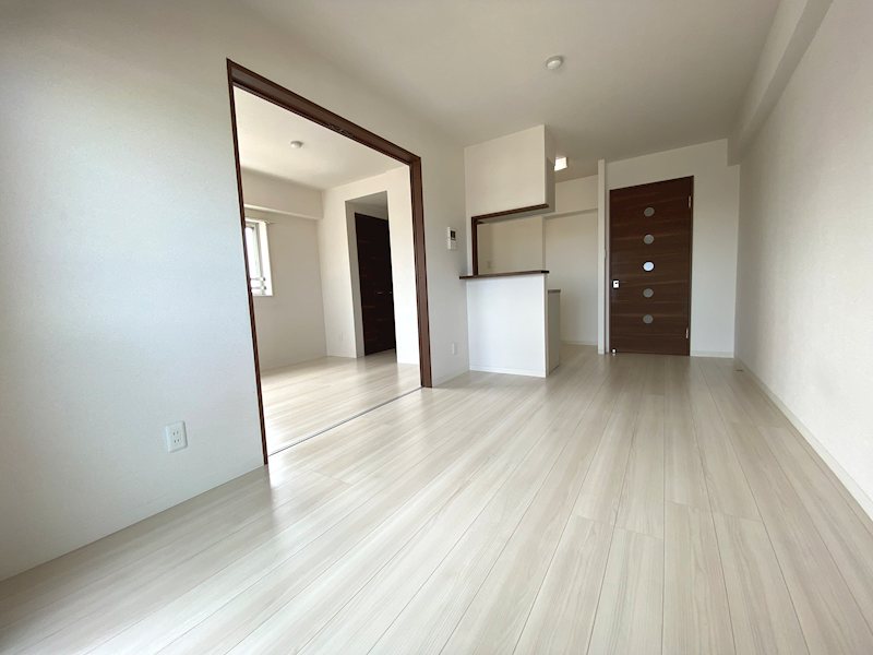 居室・リビング　LDK（同タイプ別階のお部屋です）