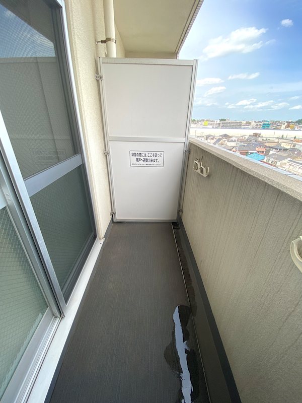 バルコニー　南東向き（同タイプ7階のお部屋です）