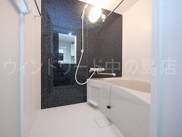 バス・シャワールーム　詳細は、ウィンドワード中の島店までご相談下さい。