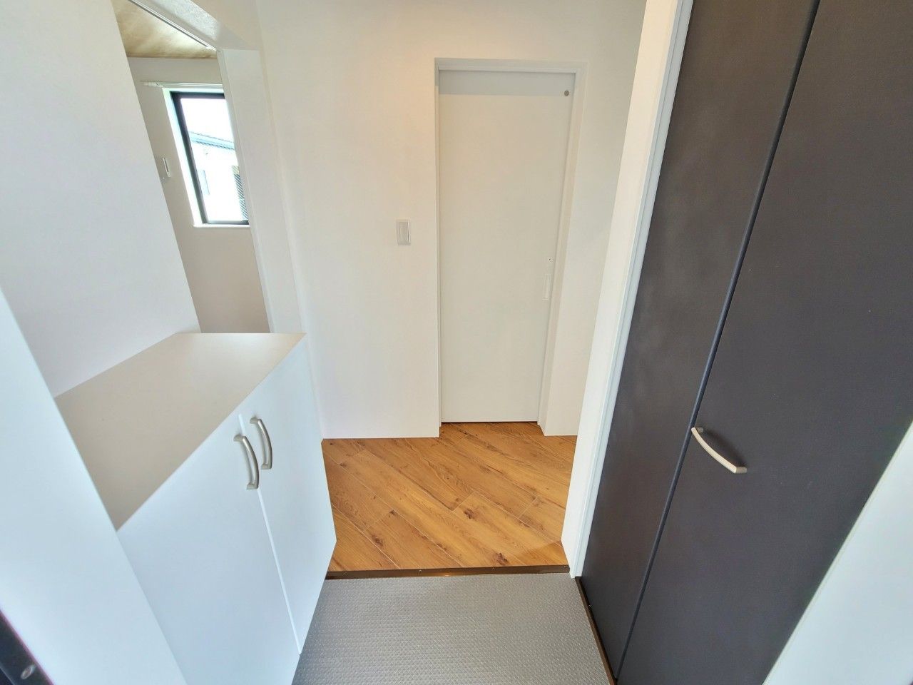 玄関　きれいな玄関です