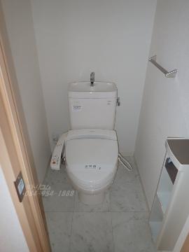 トイレ　シャワー付トイレ