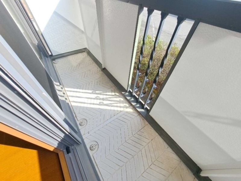 バルコニー　図面と現状に相違がある場合には現状を優先