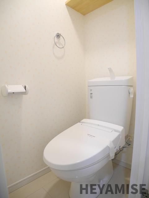 トイレ　※同物件同タイプのお部屋のお写真です。