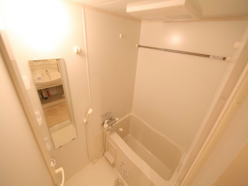 バス・シャワールーム　バスルーム　浴室暖房乾燥機付き