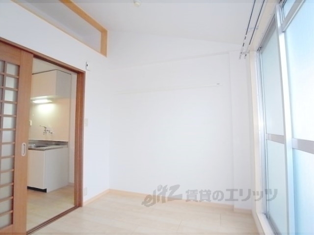 居室・リビング　洋室