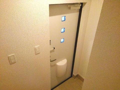 玄関　玄関（イメージ）