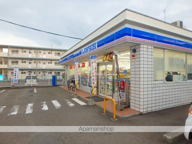 コンビニ　ローソン（コンビニ）まで886m