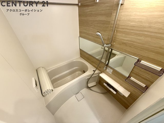 バス・シャワールーム　追い焚き機能付き