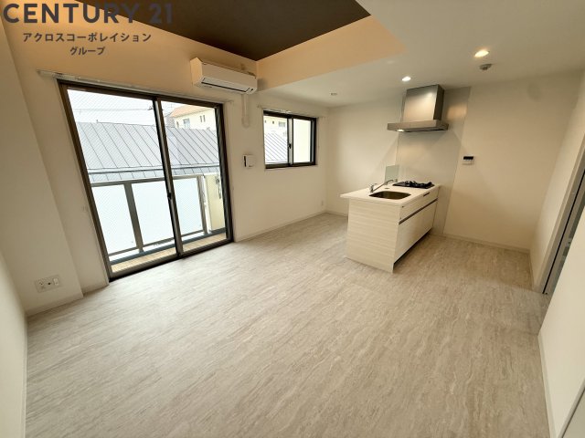 居室・リビング　エアコン付きです☆