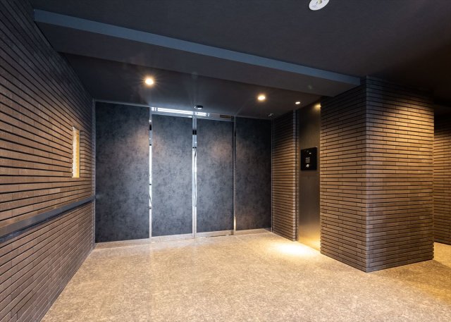 エントランス　建物の内部です