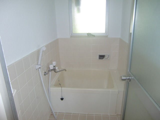 バス・シャワールーム　お風呂で日々の疲れを落としましょう