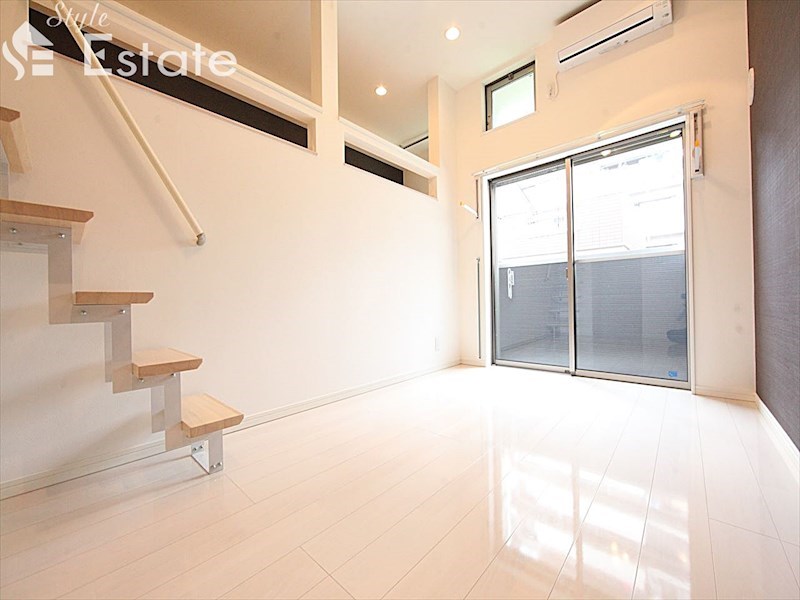 居室・リビング　内装