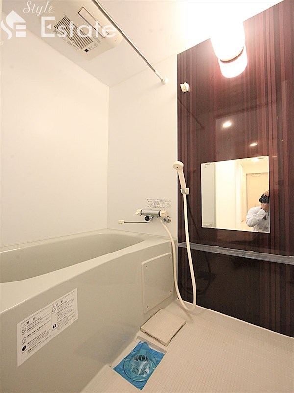 バス・シャワールーム　バスルーム