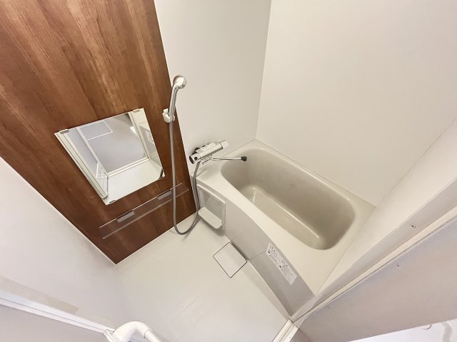 バス・シャワールーム　お風呂で日々の疲れを落としましょう