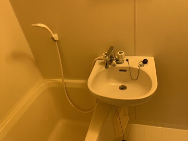 バス・シャワールーム　バスルーム