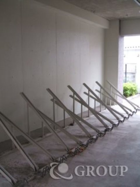 その他共有部分　駐輪場完備