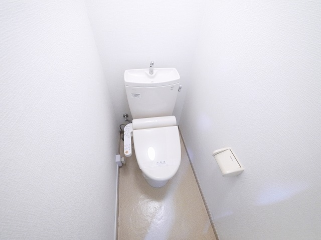 トイレ　シンプルで使いやすいトイレです