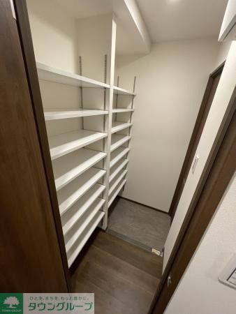 収納　バルコニー