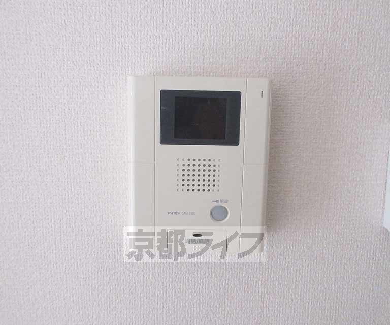 セキュリティ　安心のモニター付きです。