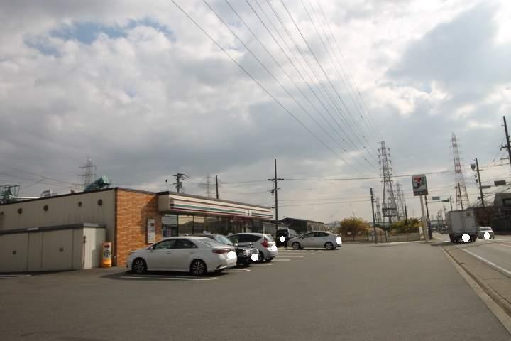 コンビニ　セブン－イレブン名古屋善進本町東店（コンビニ）まで658m