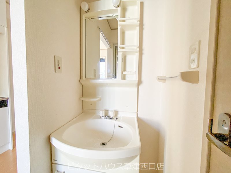 洗面設備　独立洗面台