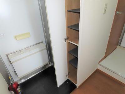 玄関　シューズボックスあり