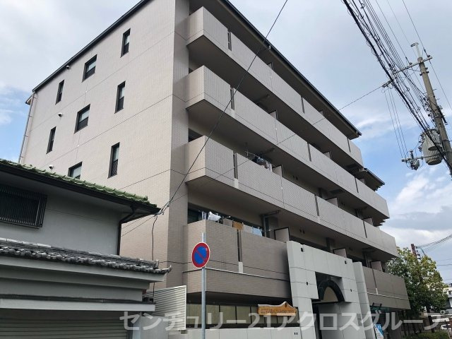 建物外観　オートロック完備で安心のセキュリティ♪