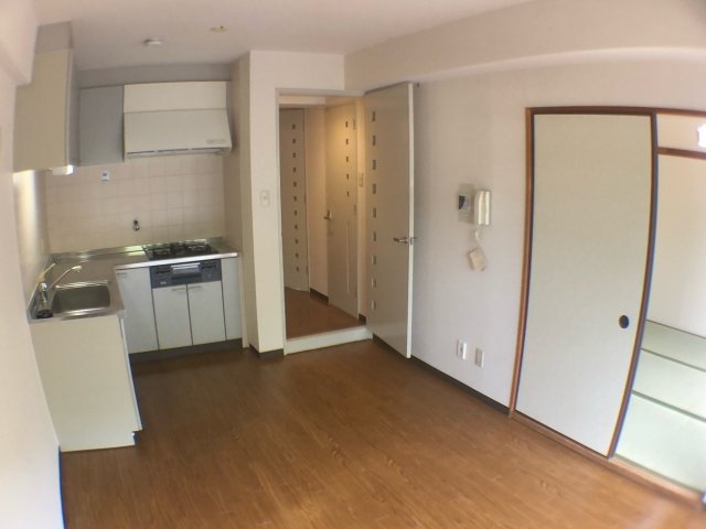 居室・リビング　東向き9帖のダイニング♪