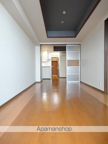 CITY SPIRE上町台の居間写真