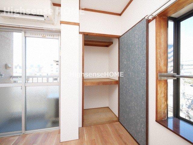 収納　たっぷりとした収納スペースです