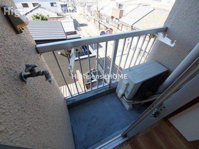 バルコニー　バルコニーがあります