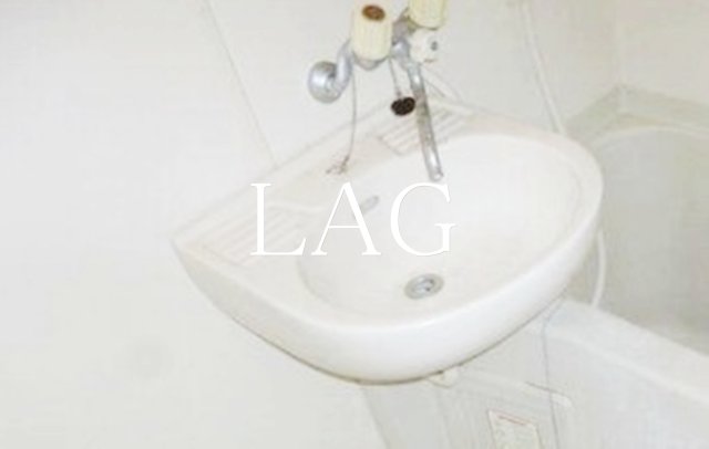 洗面設備　洗面台です。