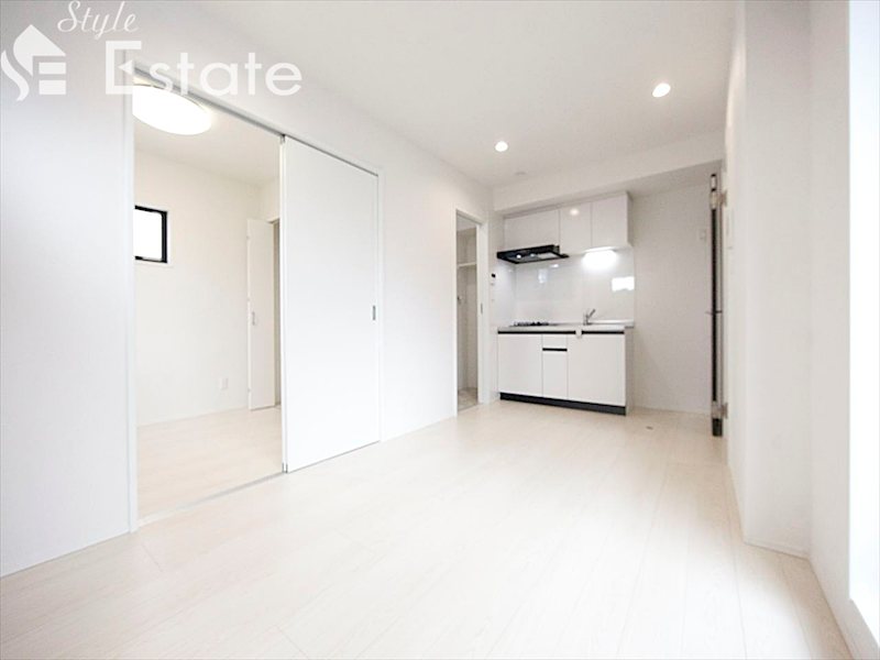 居室・リビング　内装