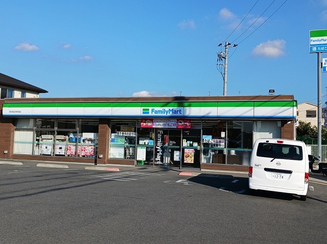 コンビニ　ファミリーマート東大阪玉串町西（コンビニ）まで1000m