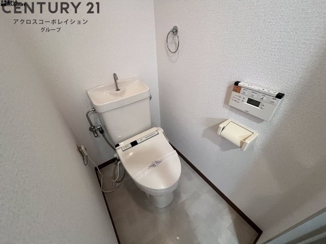 トイレ　コンパクトで使いやすいトイレです♪