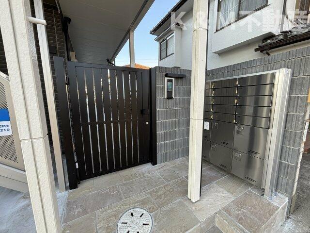 エントランス　建物の内部です