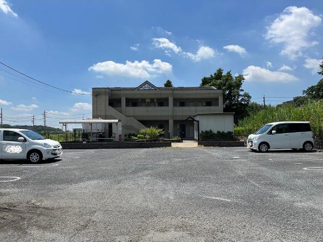 駐車場　外観写真（昼）