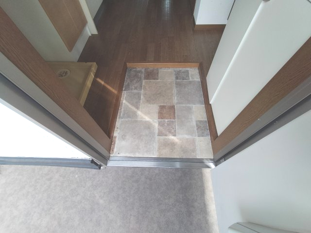 玄関　同仕様写真