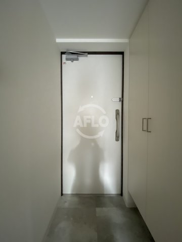 玄関　ワールドアイ阿波座パークサイド　玄関