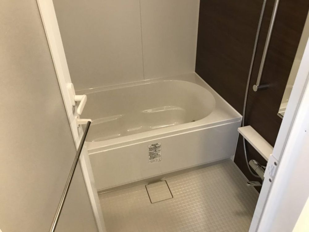 バス・シャワールーム　別部屋参考写真