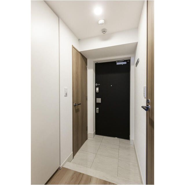 玄関　※別部屋参考写真